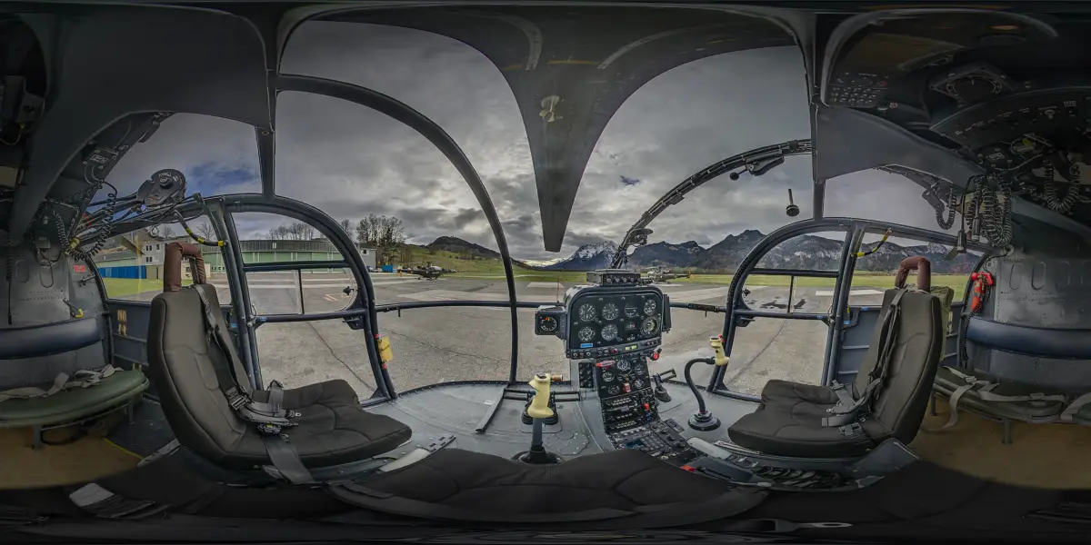Mission Vorwärts — Alouette 3 cockpit interior as a 360° panorama