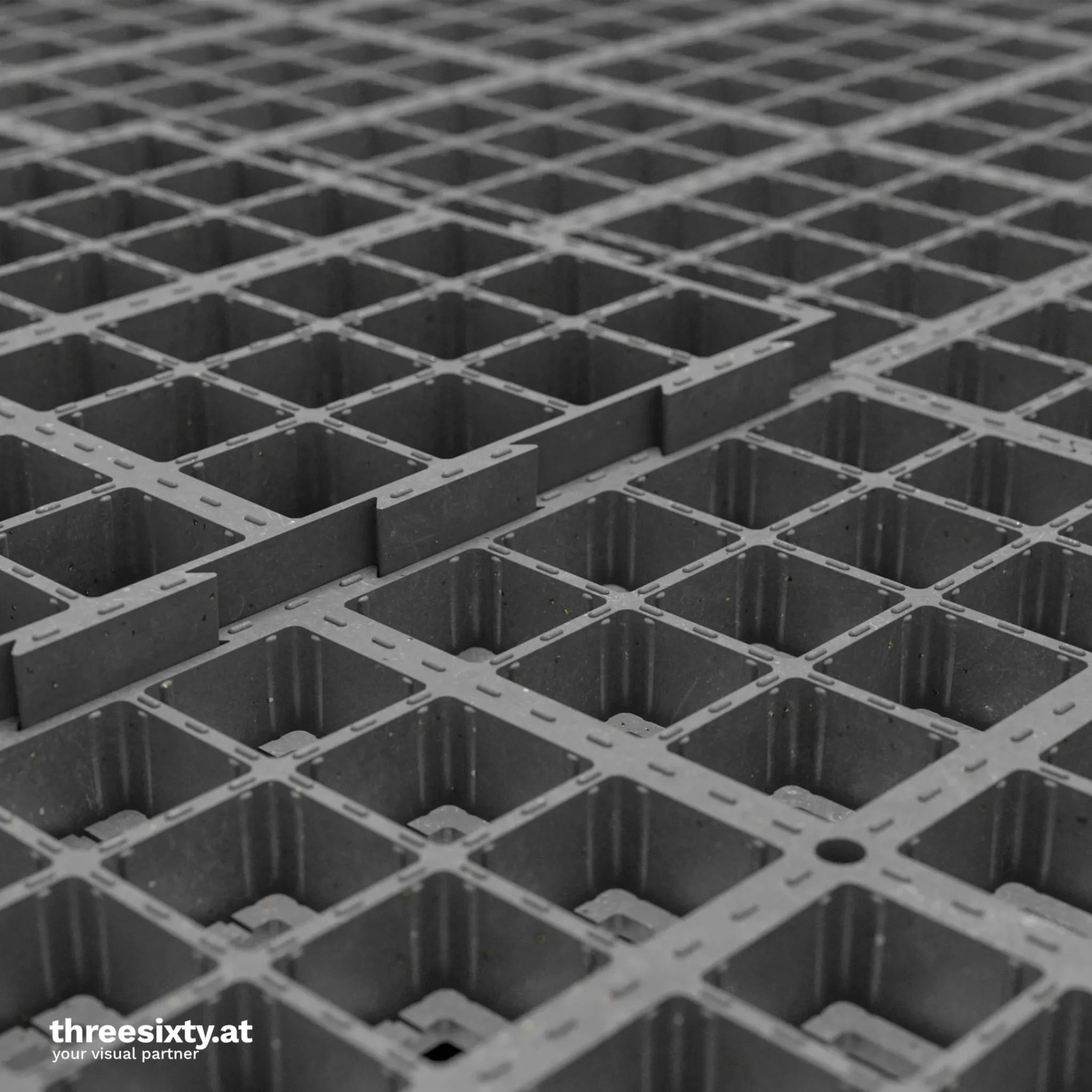 EQU Grid Bodensystem — 3D Produktvisualisierung